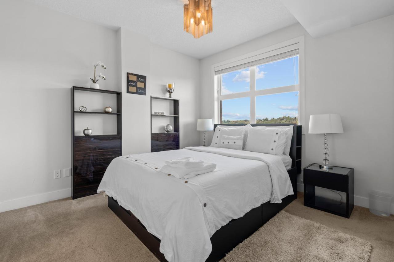 Element On First By Manna YYC Exterior foto