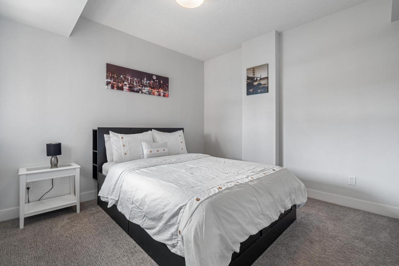 Element On First By Manna YYC Exterior foto