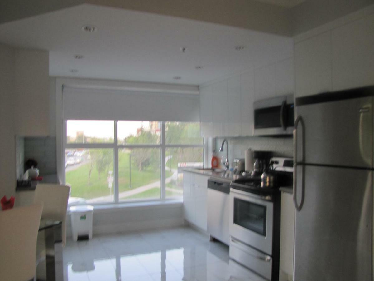 Element On First By Manna YYC Exterior foto